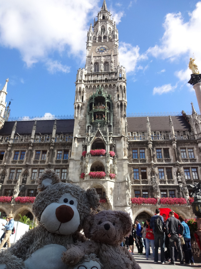 Teddy Land: München Rathaus