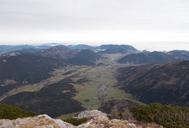 Herminensteig - overlooking Puchberg am Schneeberg