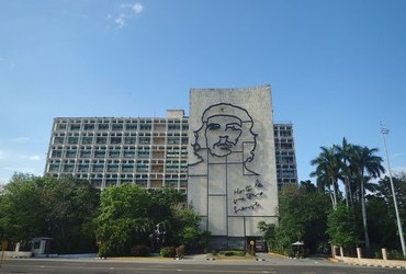 "Hasta la victoria siempre" is the most famous quote of Ernesto Rafael "Che" Guevara. The quote stems from the farewell letter to Fidel Castro.