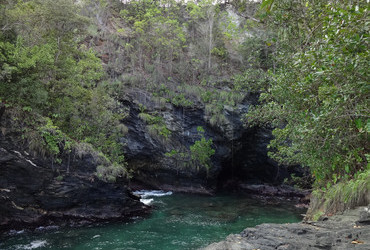 Las Cuevas Bay - Trinidad