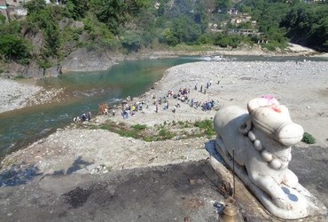 Bonfire to burn the dead - Remganga river, Thal, Uttarakhand, India