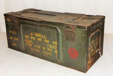 Ammunition box 25 Pounder Grenades - 4 shells